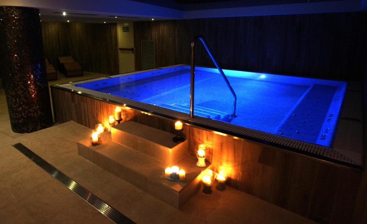 Hotel & Spa Real Villa Anayet Canfranc Zewnętrze zdjęcie