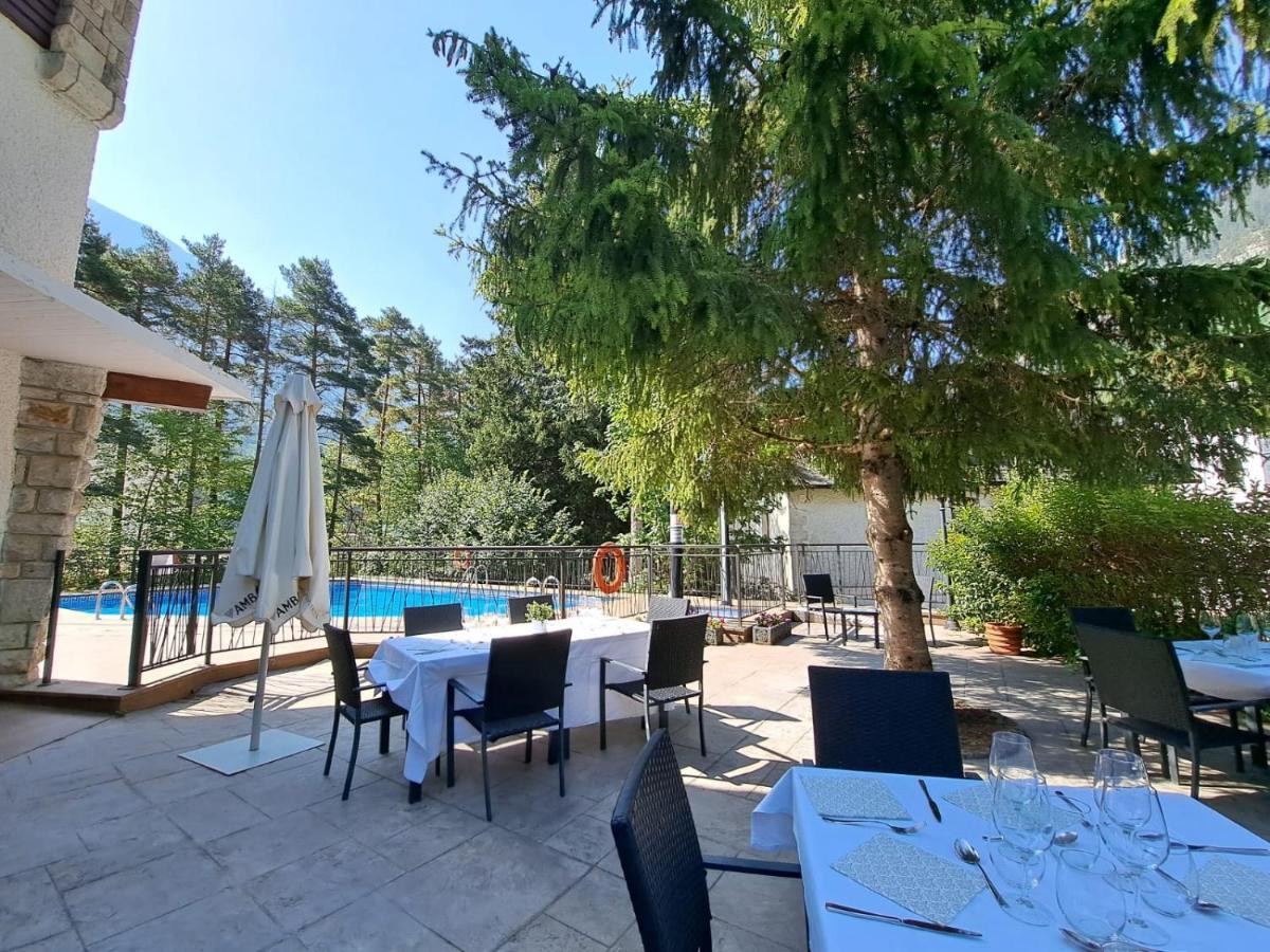 Hotel & Spa Real Villa Anayet Canfranc Zewnętrze zdjęcie